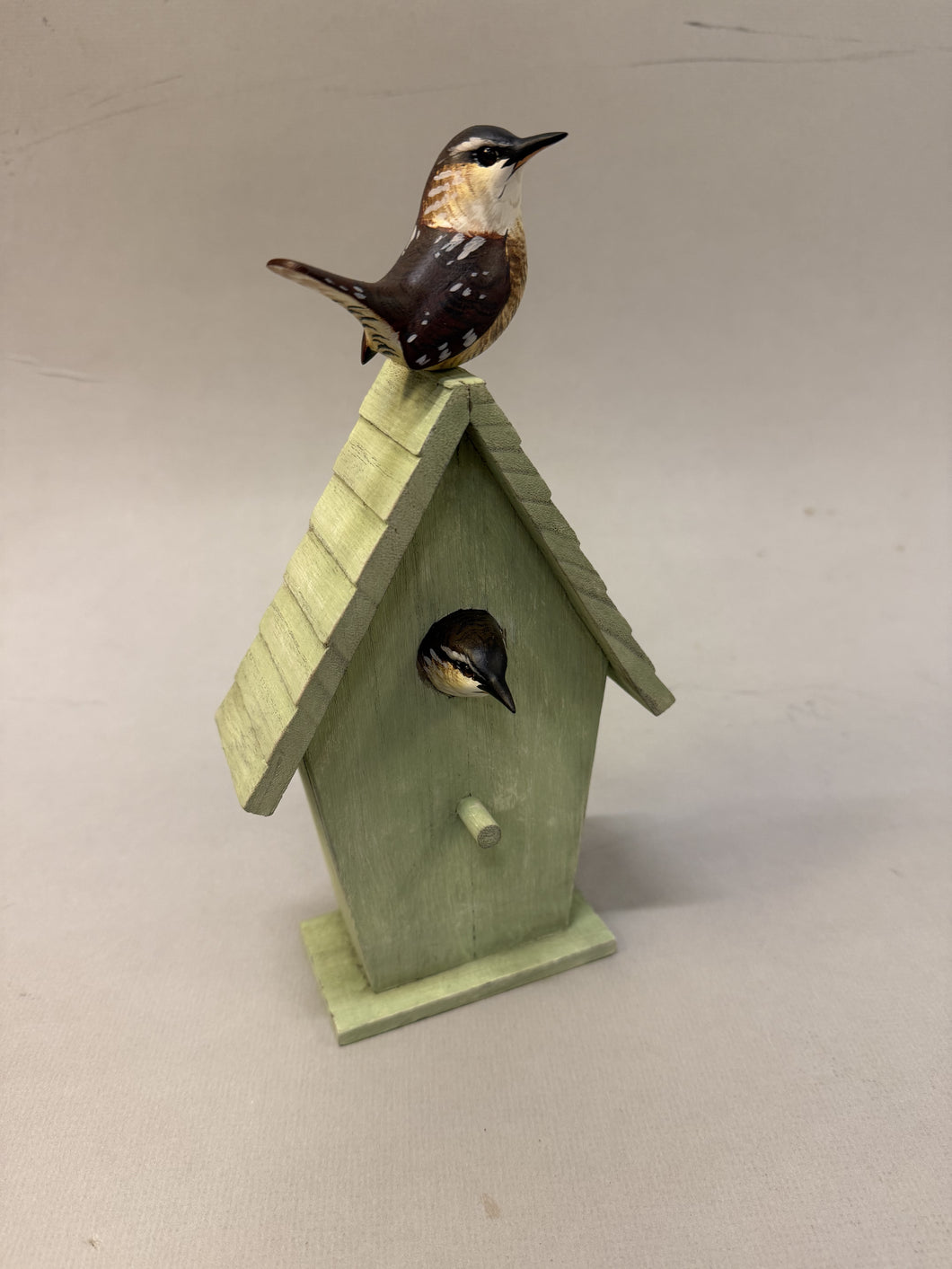 Winter wren pair (house)